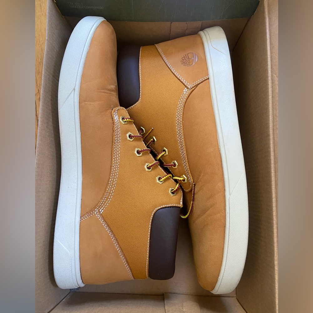 Men’s Groveton Timberland Tan Wheat Size 12